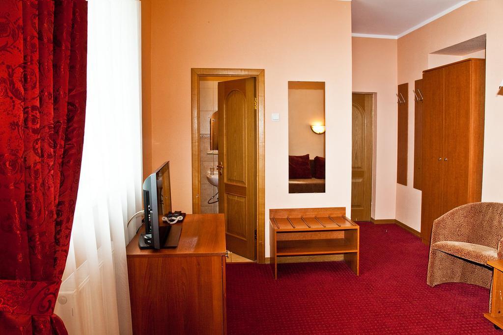 Hotel Gostiniy Dom Moskau Zimmer foto